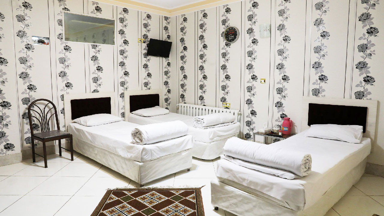 اتاقی زیبا در مسافرخانه ای در مشهد